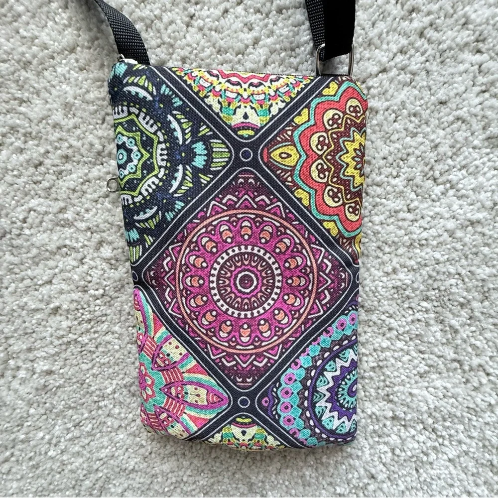 Boho crossbody in tile print